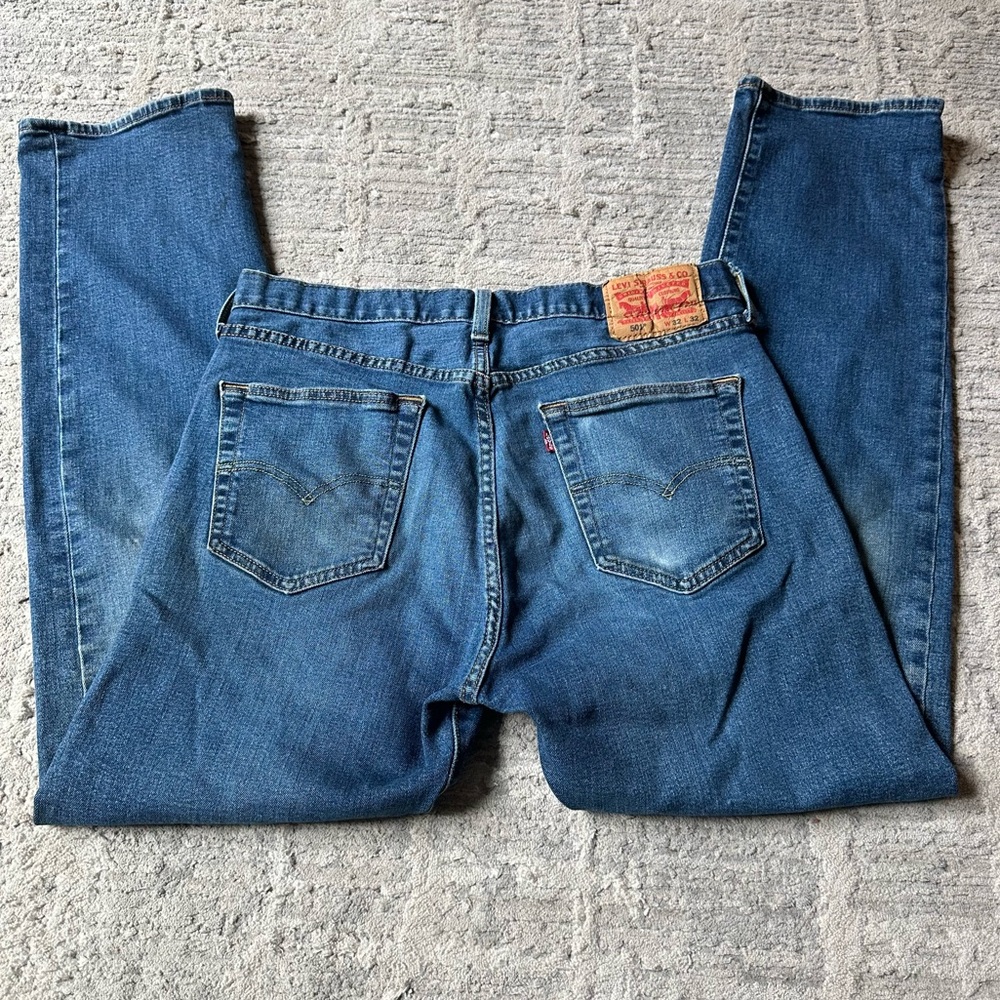 Levi’s 501 Button Fly Worn Distressed Color‎ No Rips Or Holes Classic 32x32